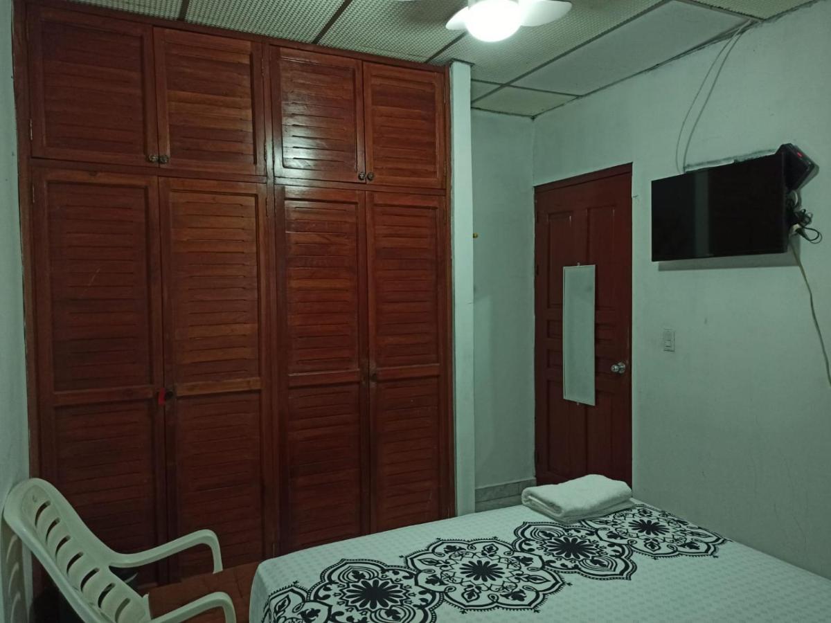 Hostal Familiar Argenal - David Zewnętrze zdjęcie